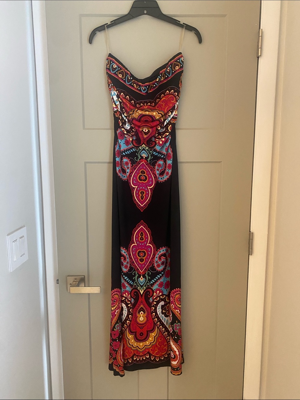 Medallion print strapless maxi dress